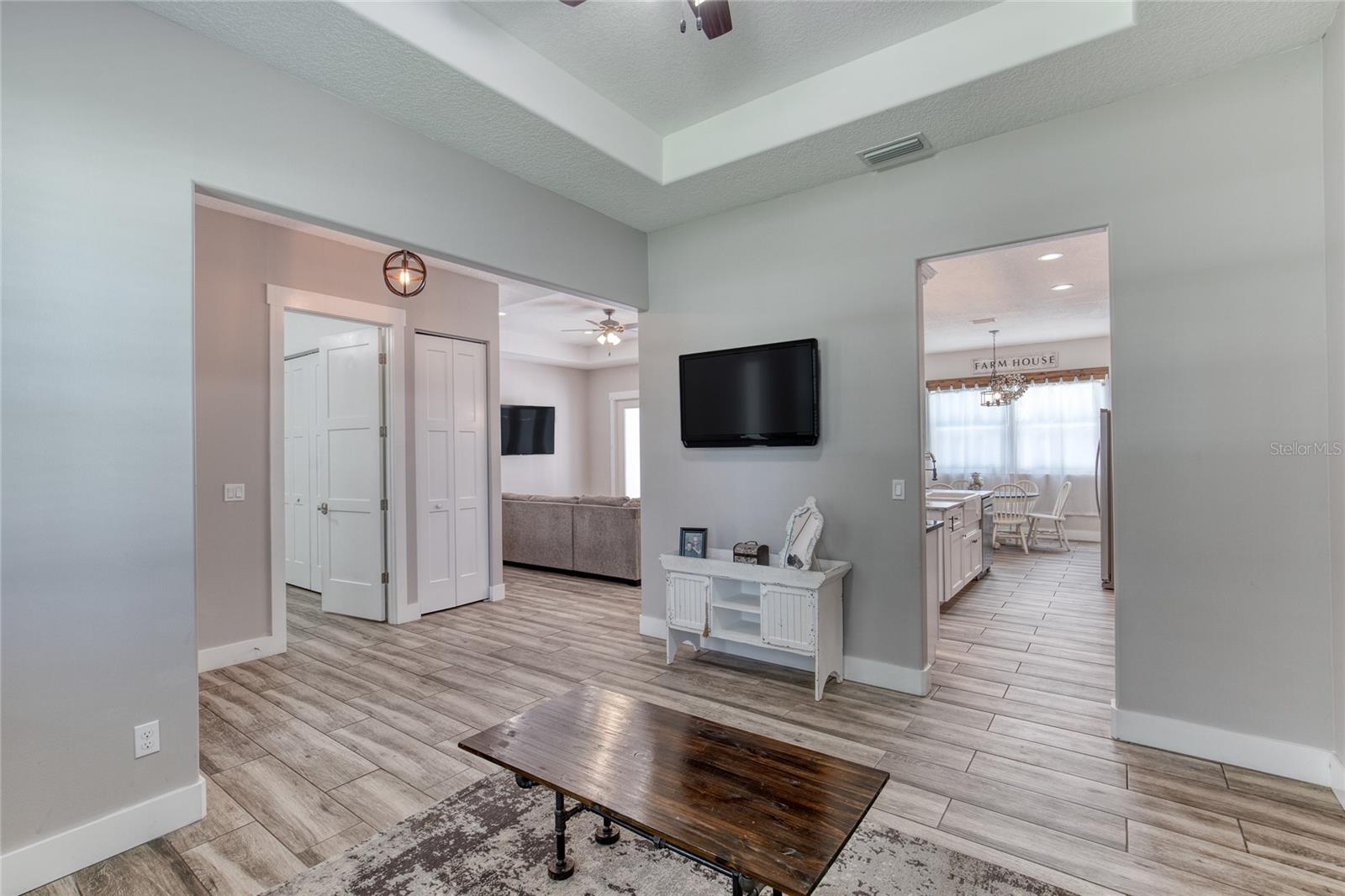 OAKVIEW ACRES SUB - Residential