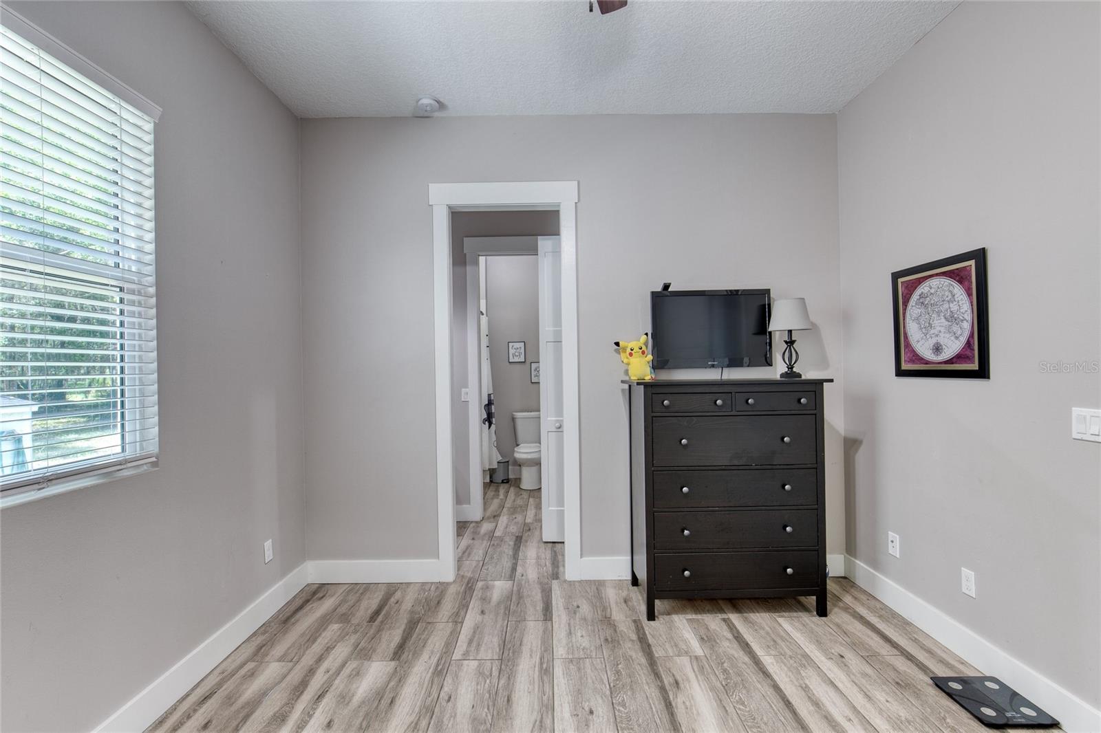 OAKVIEW ACRES SUB - Residential