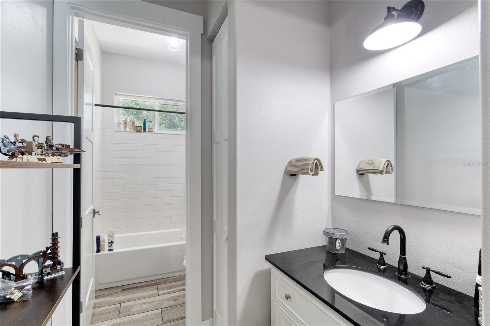OAKVIEW ACRES SUB - Residential