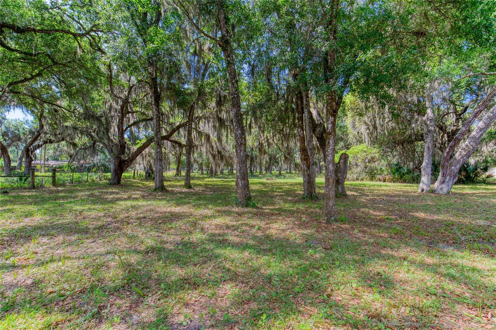 OAKVIEW ACRES SUB - Residential