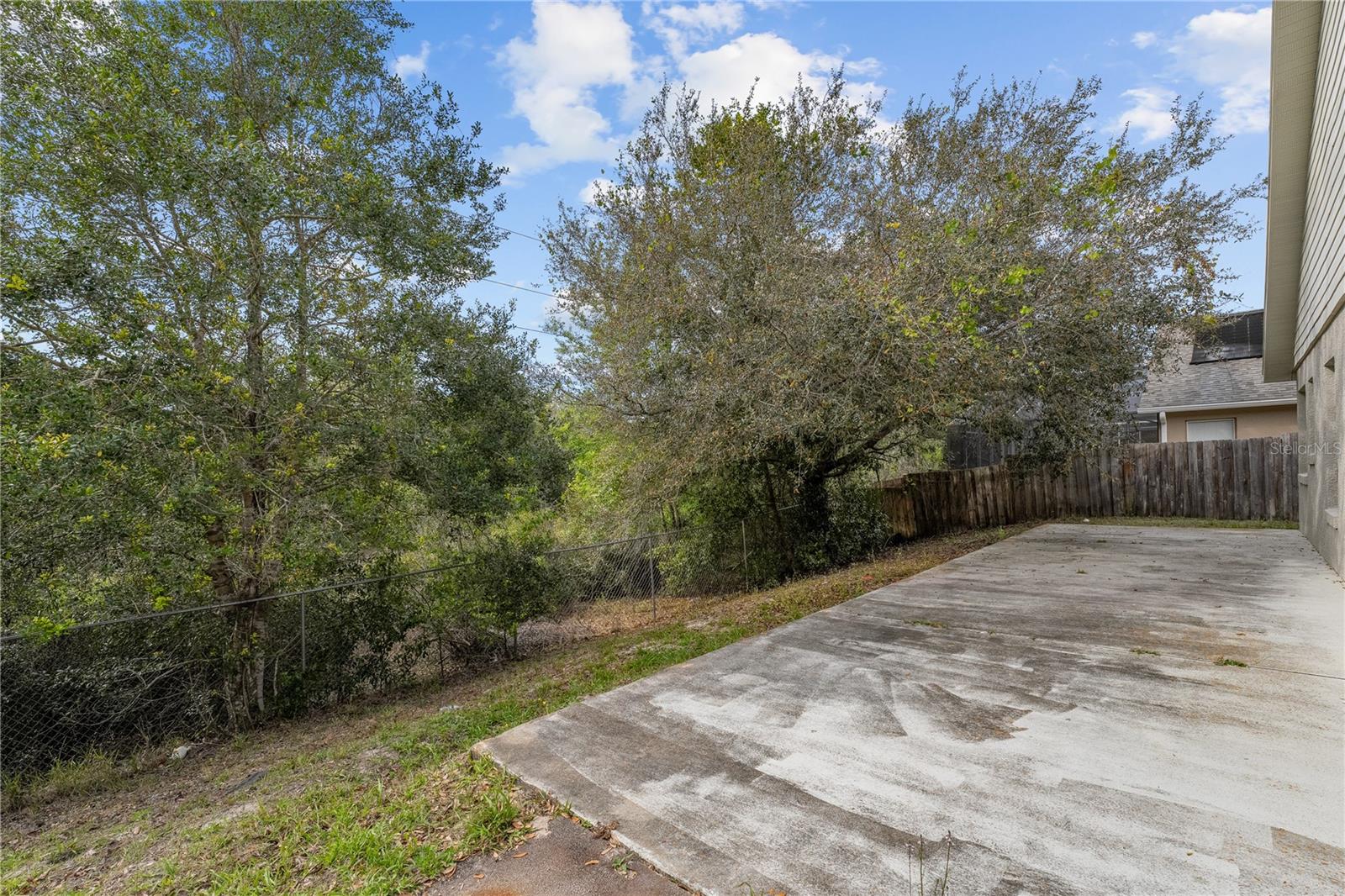 ARBOR RIDGE UNIT 02 - Residential Lease