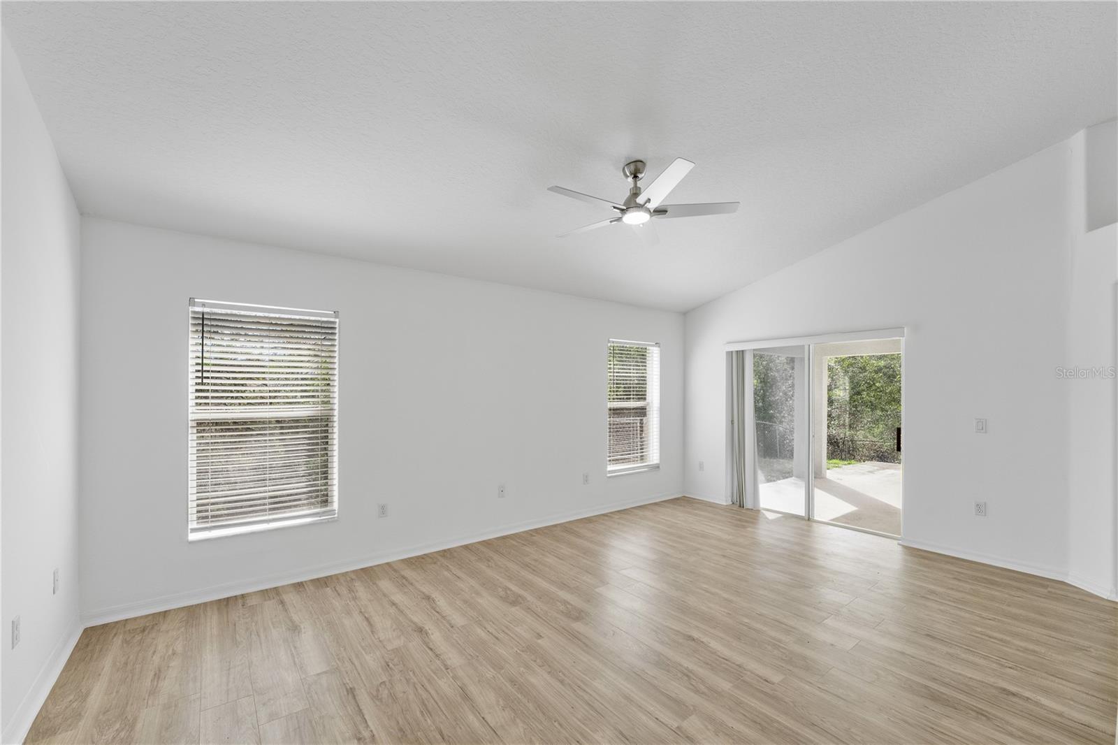 ARBOR RIDGE UNIT 02 - Residential Lease