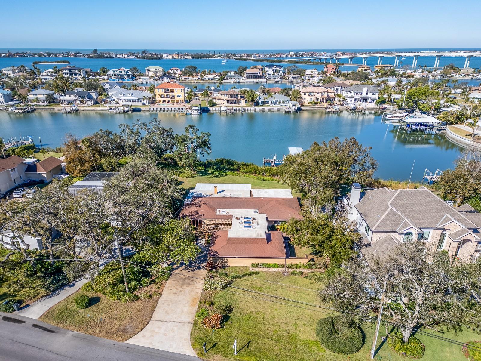 HARBOR BLUFFS SEC 1 REPLAT - Residential