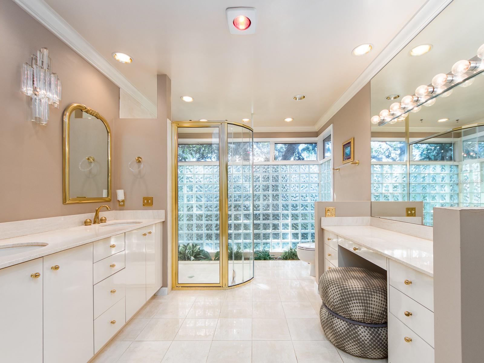 HARBOR BLUFFS SEC 1 REPLAT - Residential