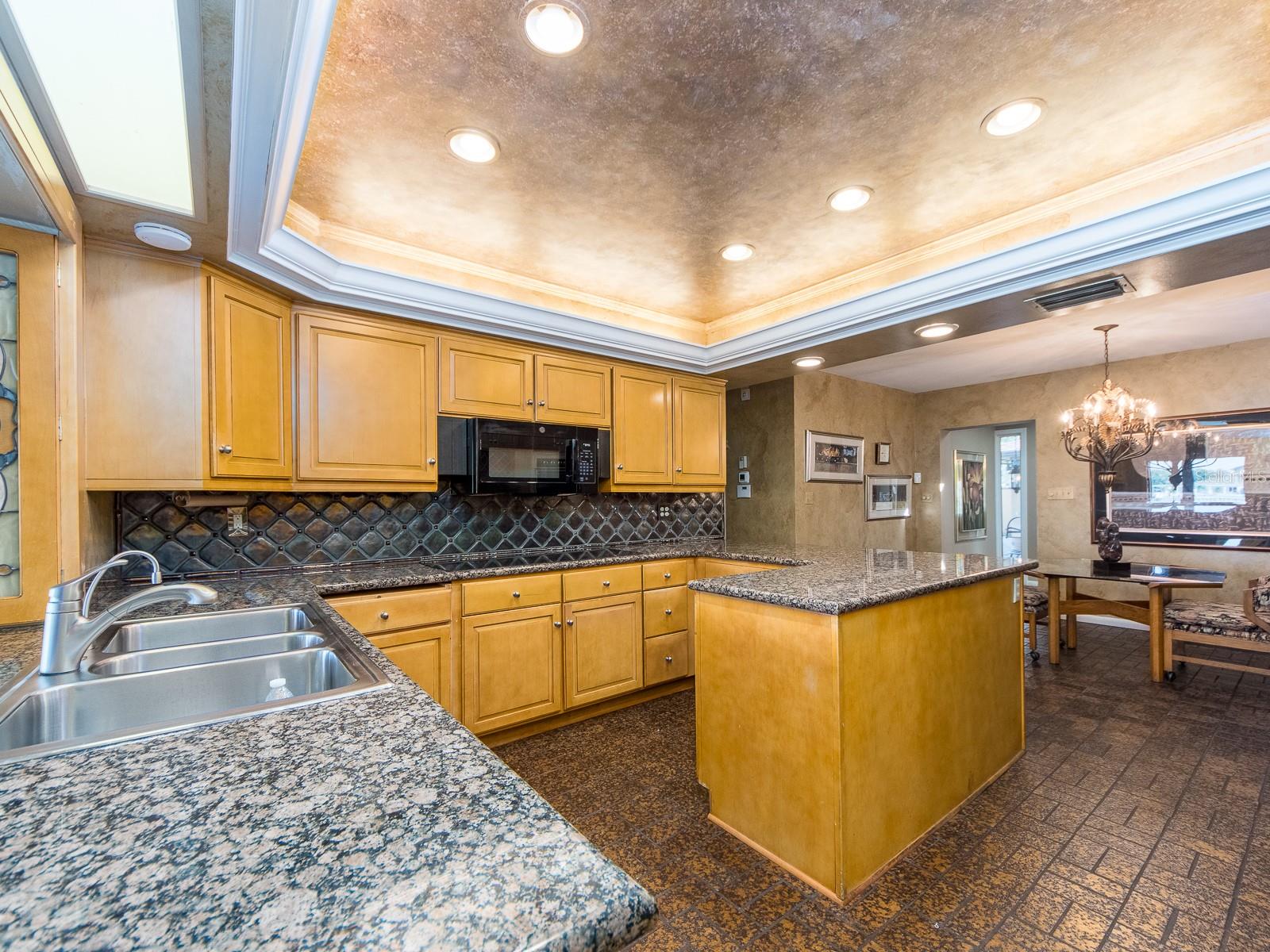 HARBOR BLUFFS SEC 1 REPLAT - Residential