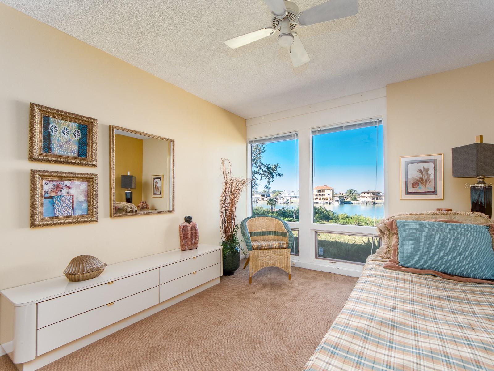 HARBOR BLUFFS SEC 1 REPLAT - Residential