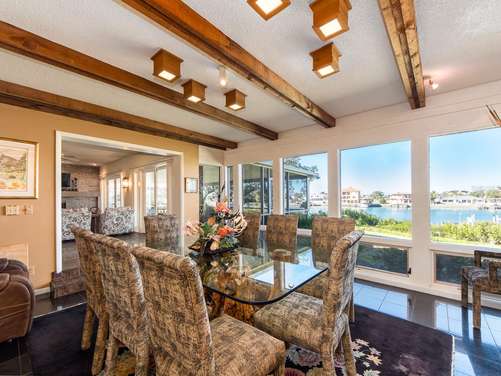 HARBOR BLUFFS SEC 1 REPLAT - Residential