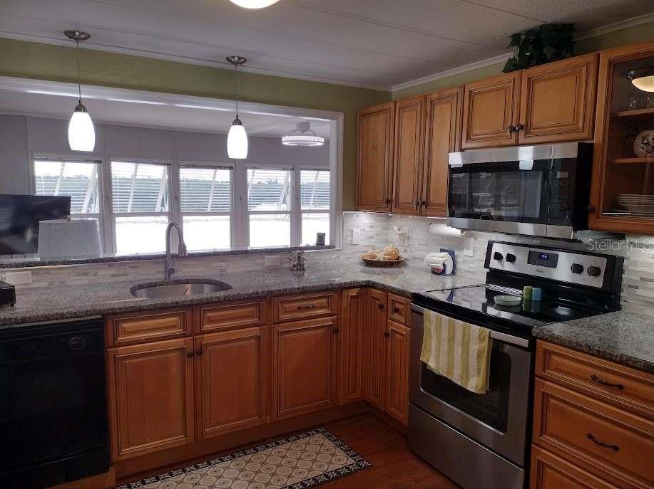 LAZY RIVER MHP - Residential