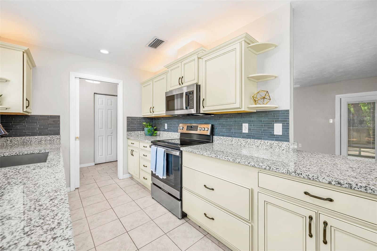 ARROWHEAD ADD 1 - Residential