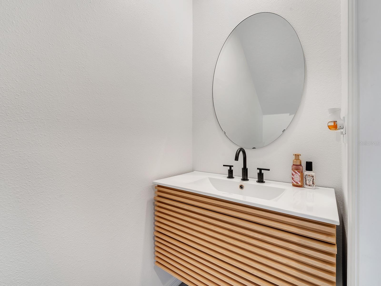 AVALON PARK WEST-NORTH PH 1A & - Residential