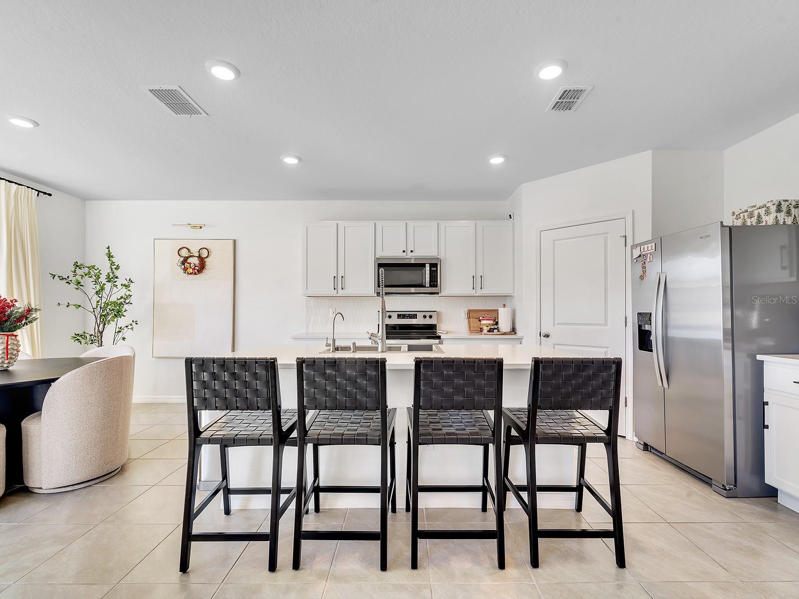 AVALON PARK WEST-NORTH PH 1A & - Residential