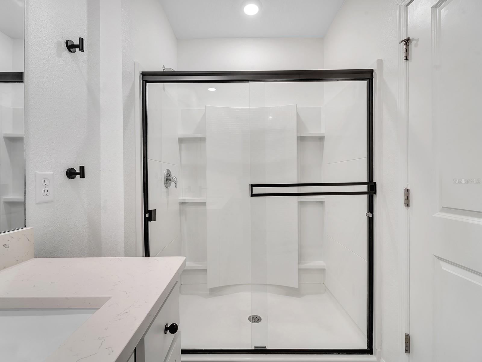 AVALON PARK WEST-NORTH PH 1A & - Residential