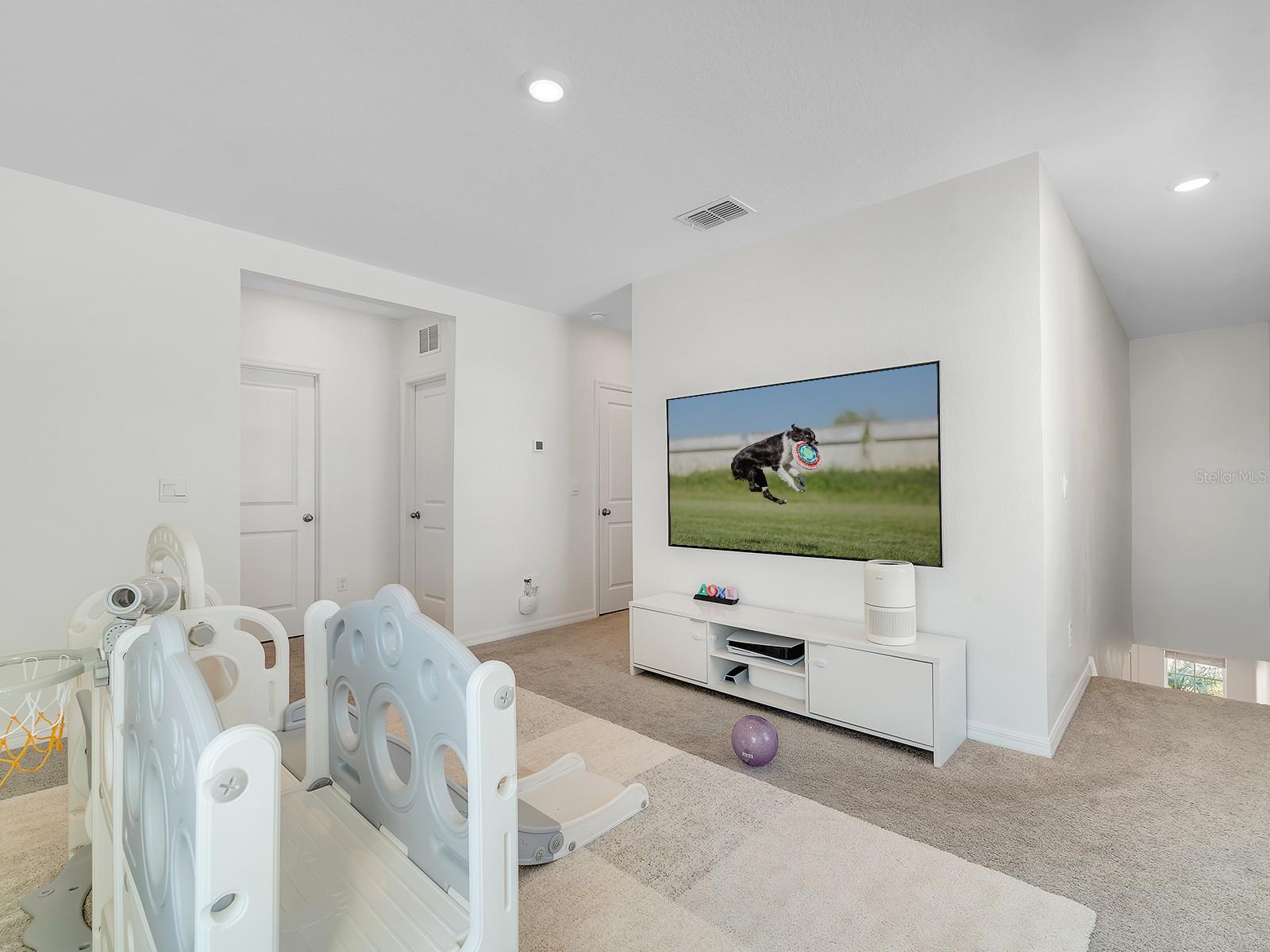 AVALON PARK WEST-NORTH PH 1A & - Residential