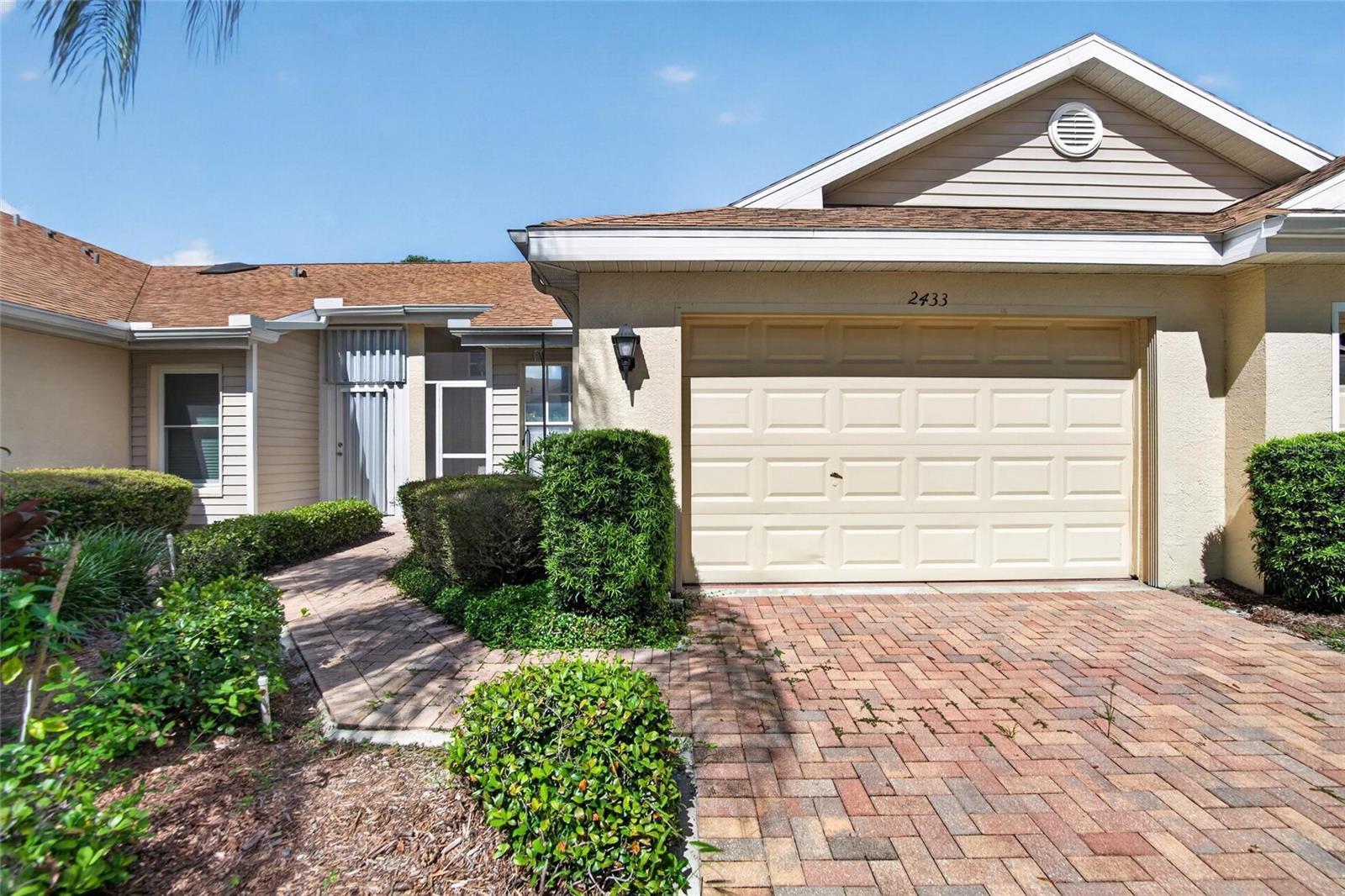 2433 NEW HAVEN CIRCLE, SUN CITY CENTER, FL, 33573 1 2433 NEW HAVEN CIRCLE
