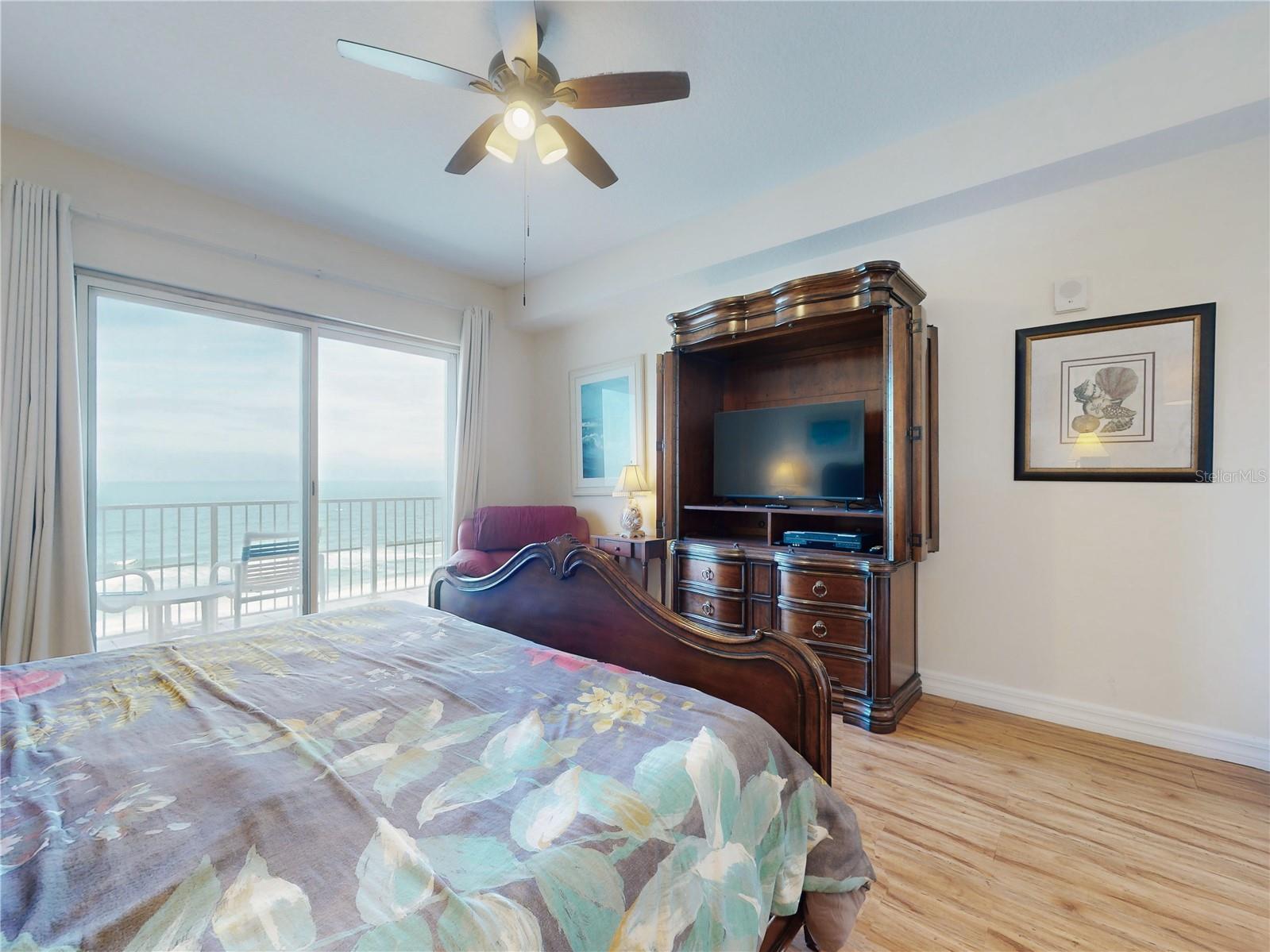 MALIBU CONDO PER OR - Residential