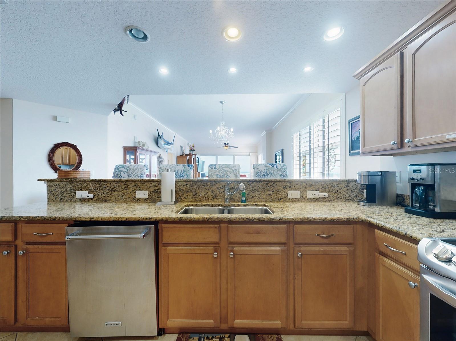 MALIBU CONDO PER OR - Residential