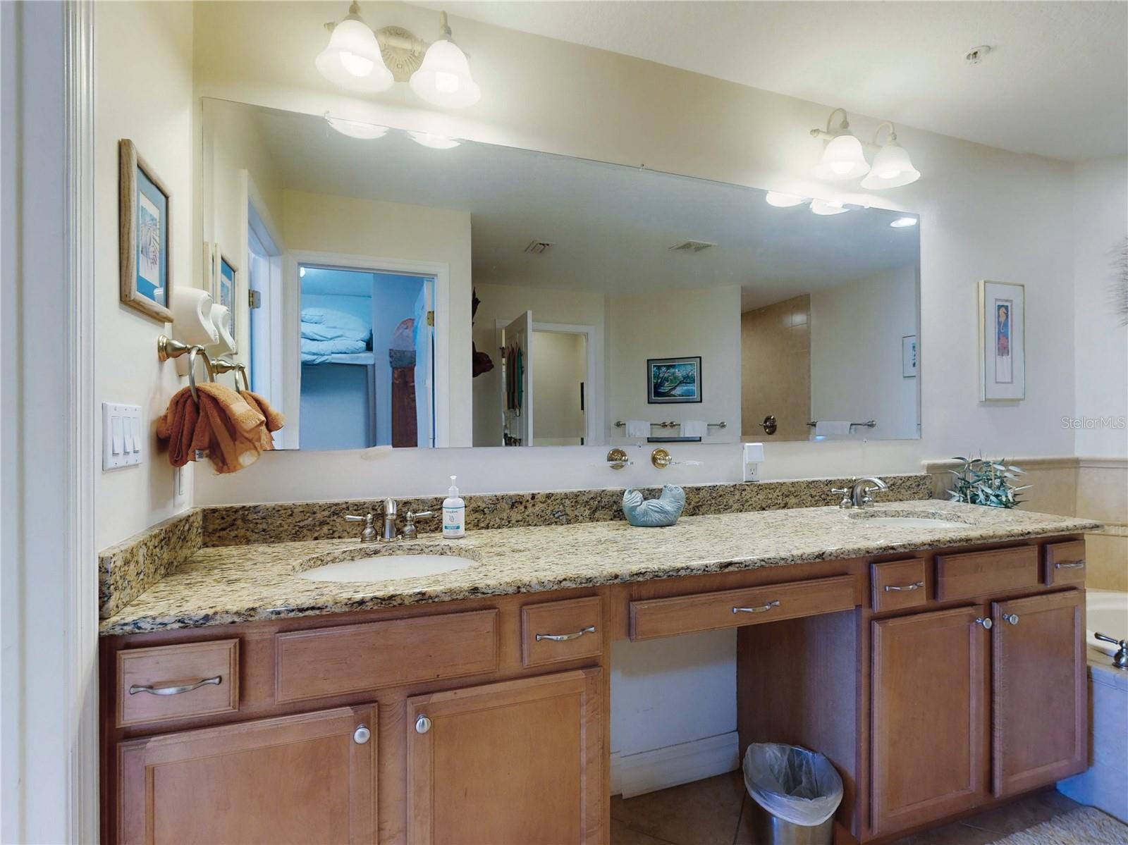 MALIBU CONDO PER OR - Residential