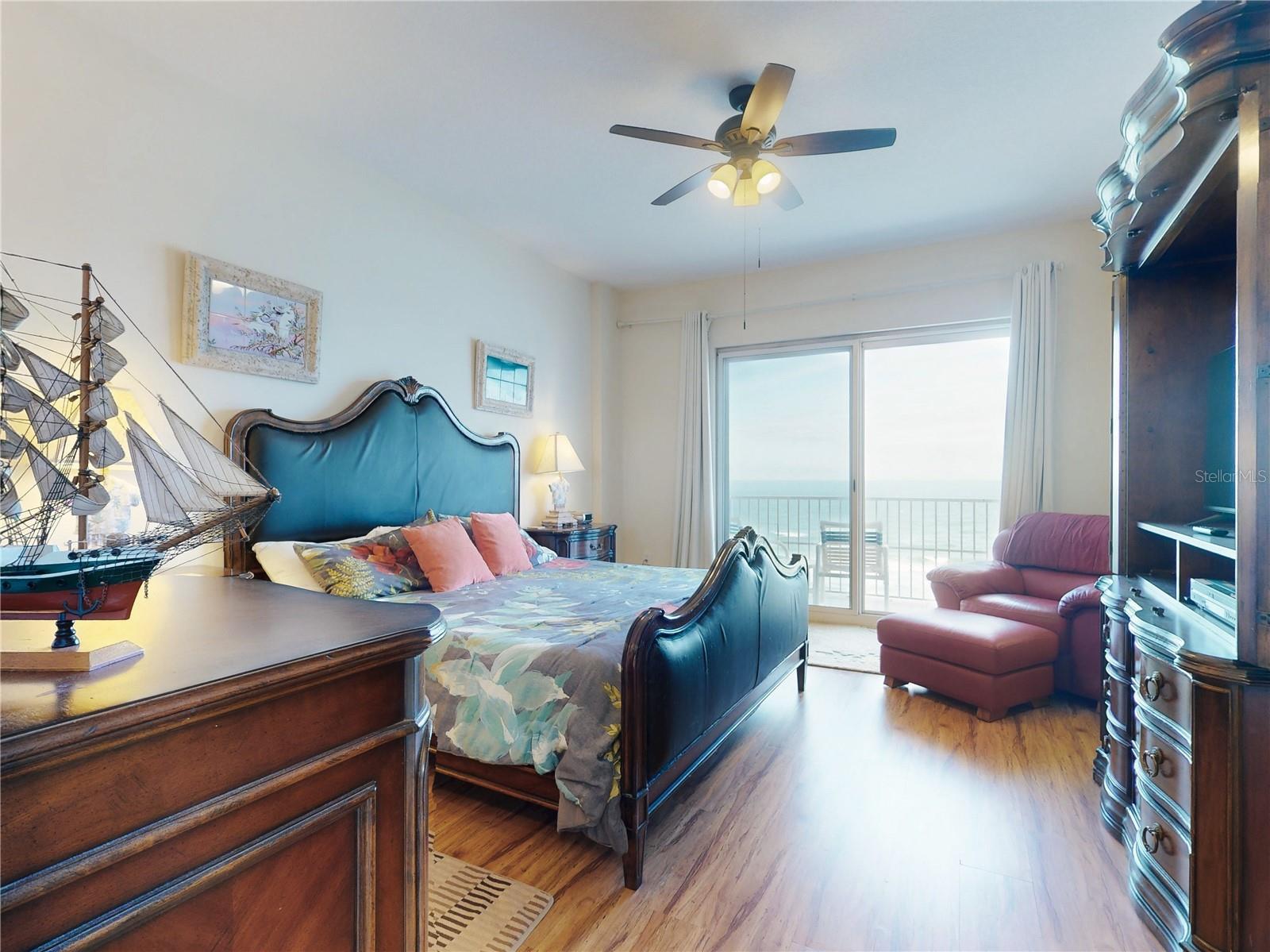 MALIBU CONDO PER OR - Residential