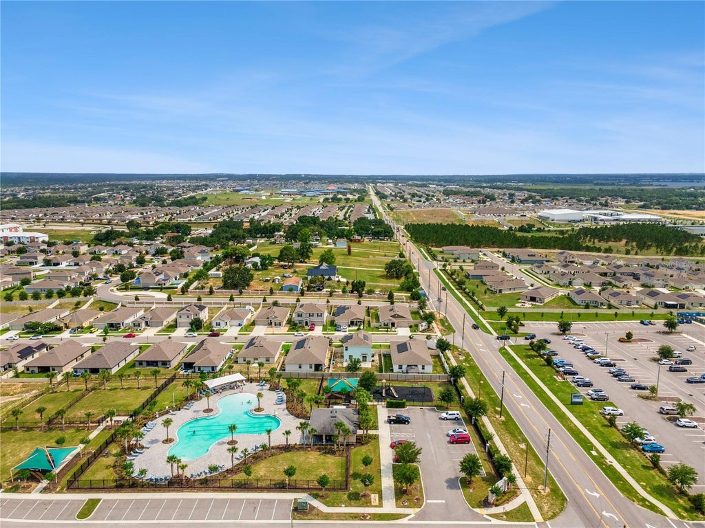 Photo of 310 Citrus Pointe Drive, Davenport, FL 33837 (MLS # S5156861)