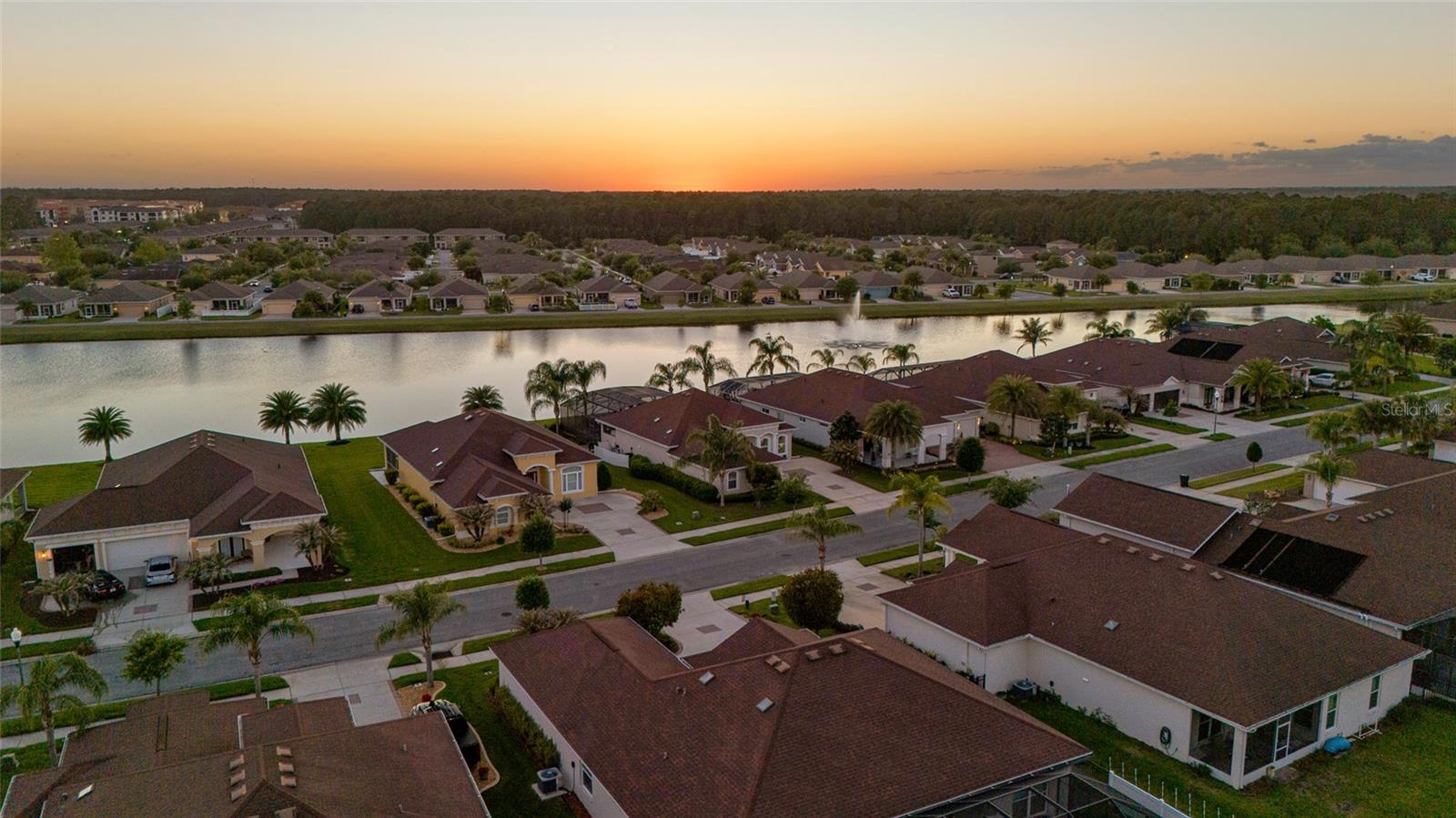 VERANO/VENETIAN BAY - Residential