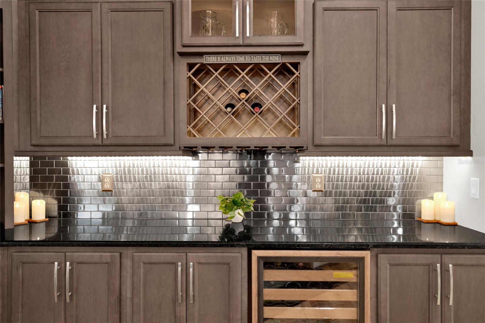 VERANO/VENETIAN BAY - Residential