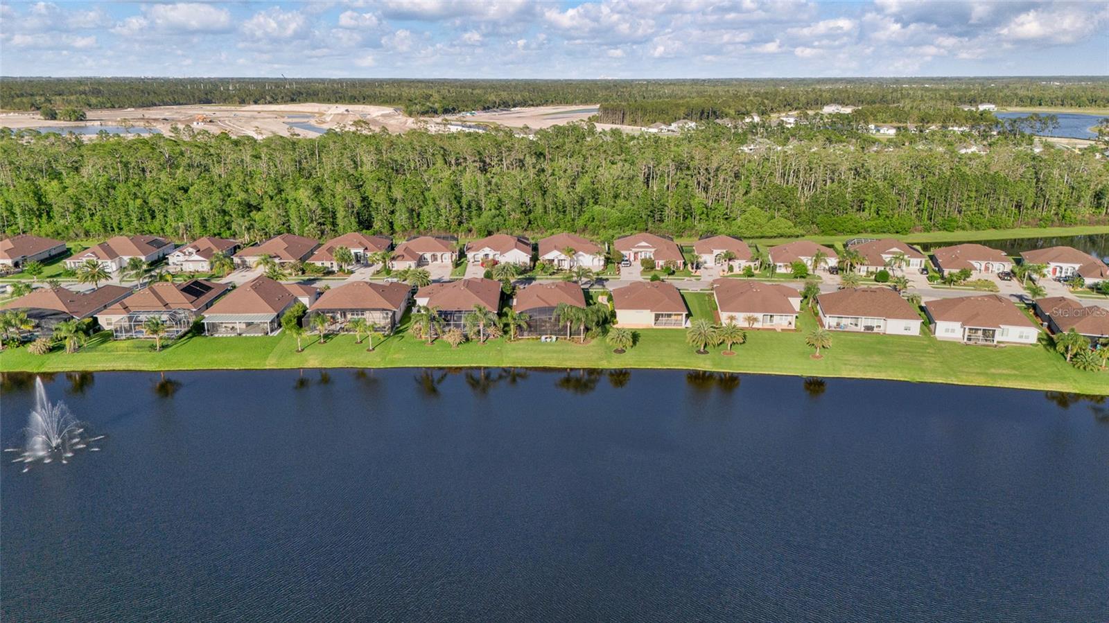 VERANO/VENETIAN BAY - Residential