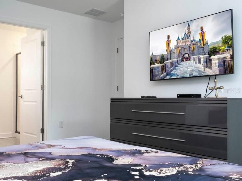 COVE AT STOREY LAKE - Residential