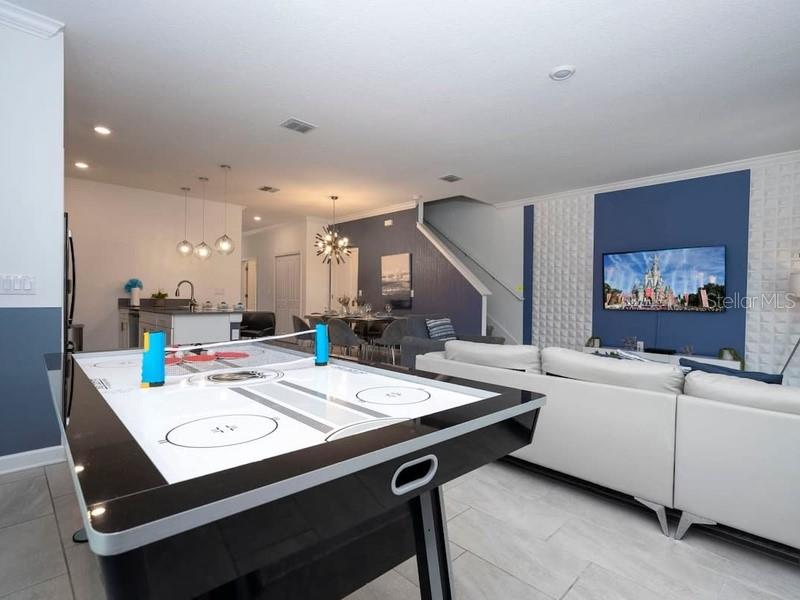 COVE AT STOREY LAKE - Residential