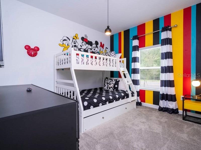 COVE AT STOREY LAKE - Residential