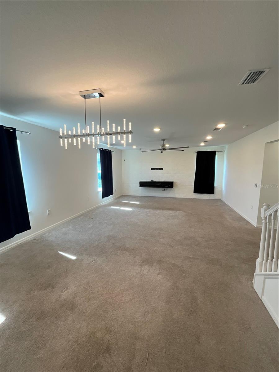 NEWBERRY CORNERS PH LLL PB 35 PG 91 - Residential Lease