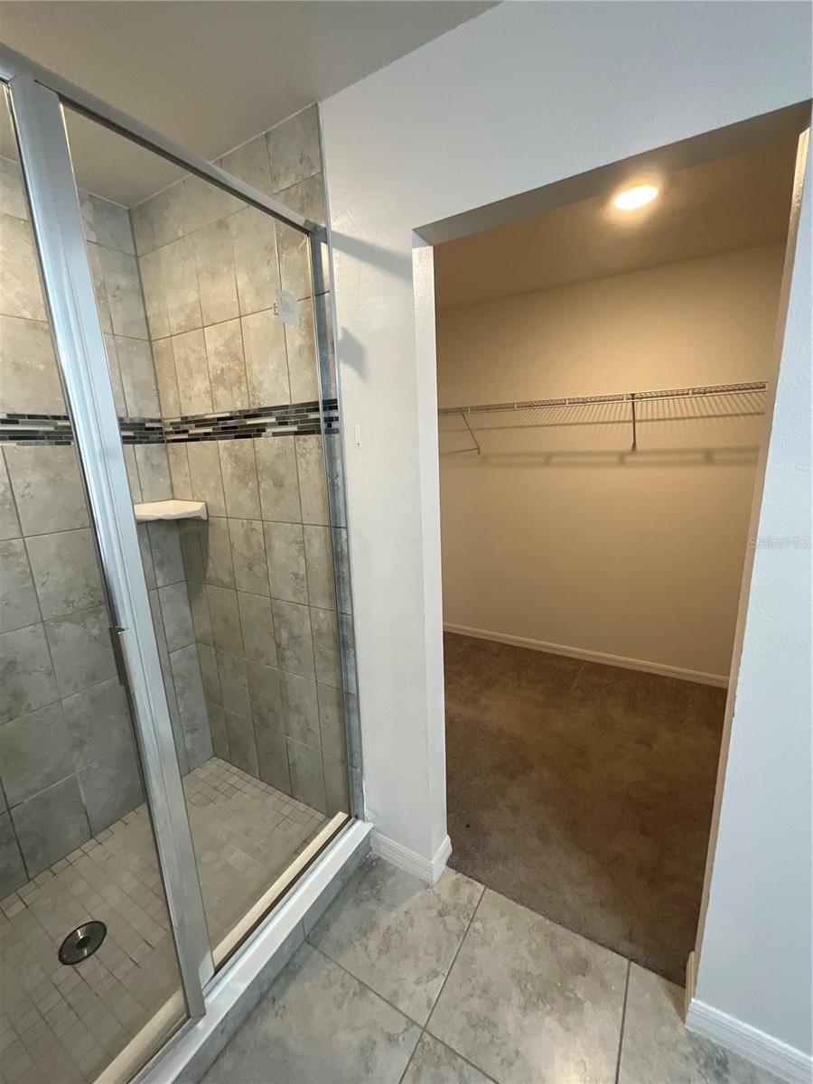 NEWBERRY CORNERS PH LLL PB 35 PG 91 - Residential Lease