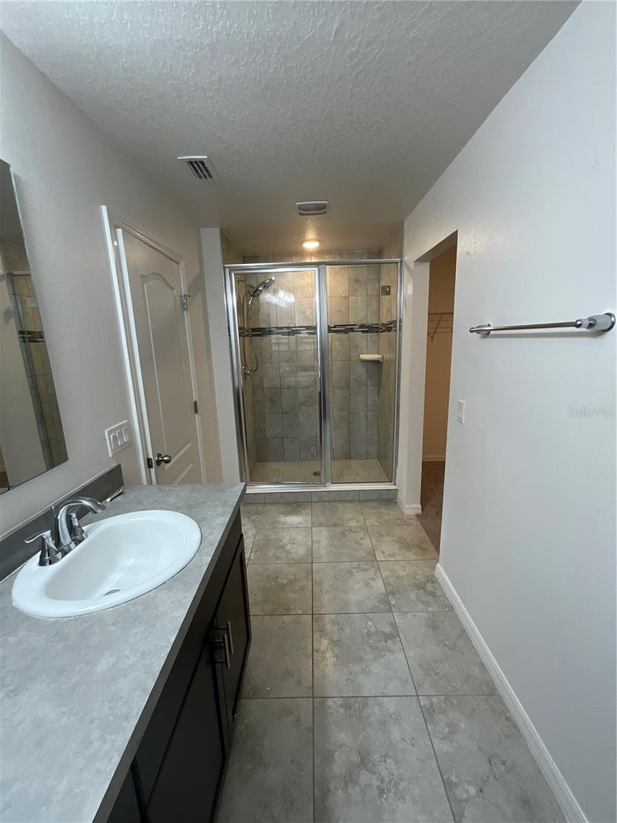 NEWBERRY CORNERS PH LLL PB 35 PG 91 - Residential Lease