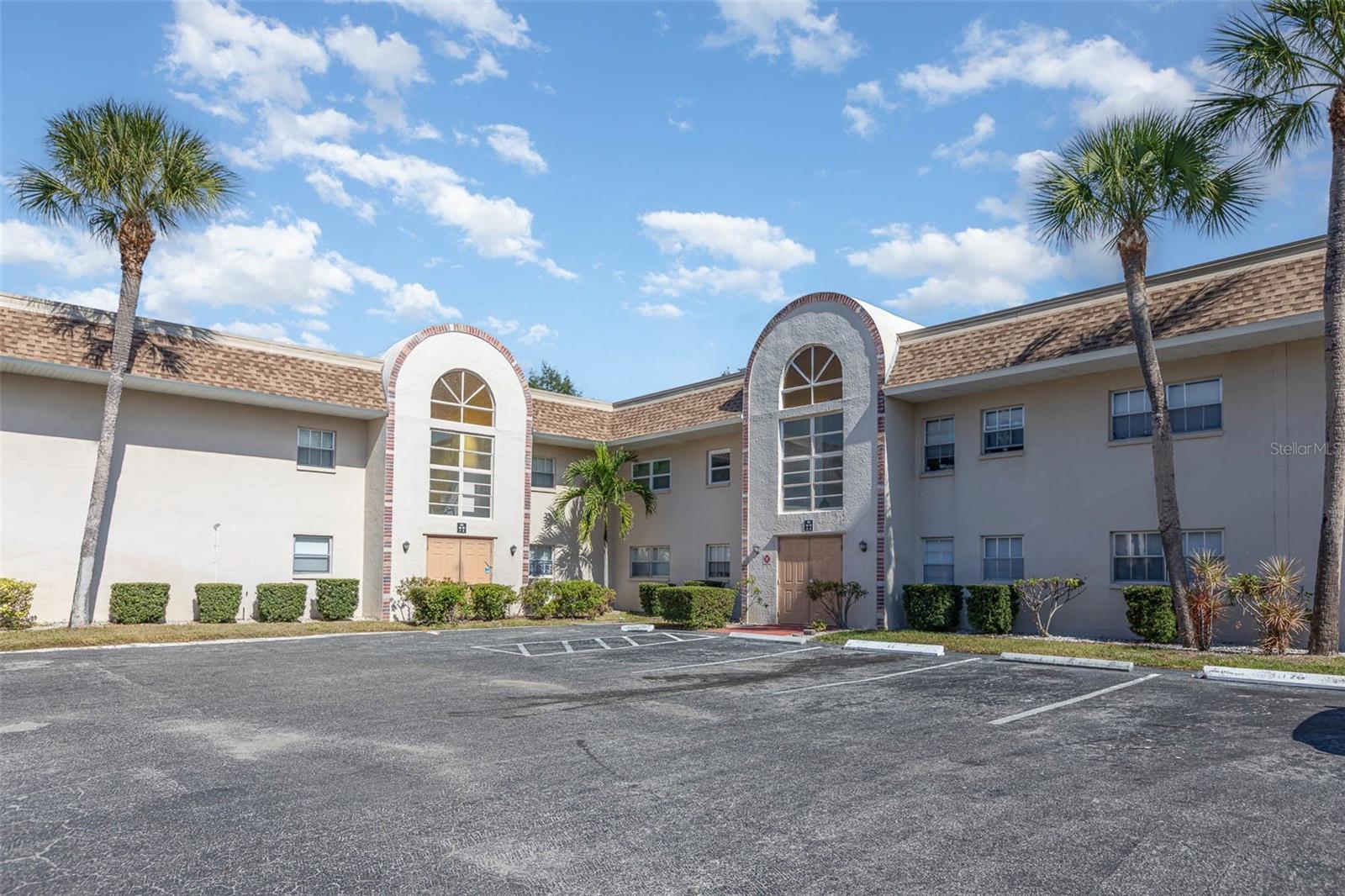 SABAL PALM GARDENS PH I - Residential