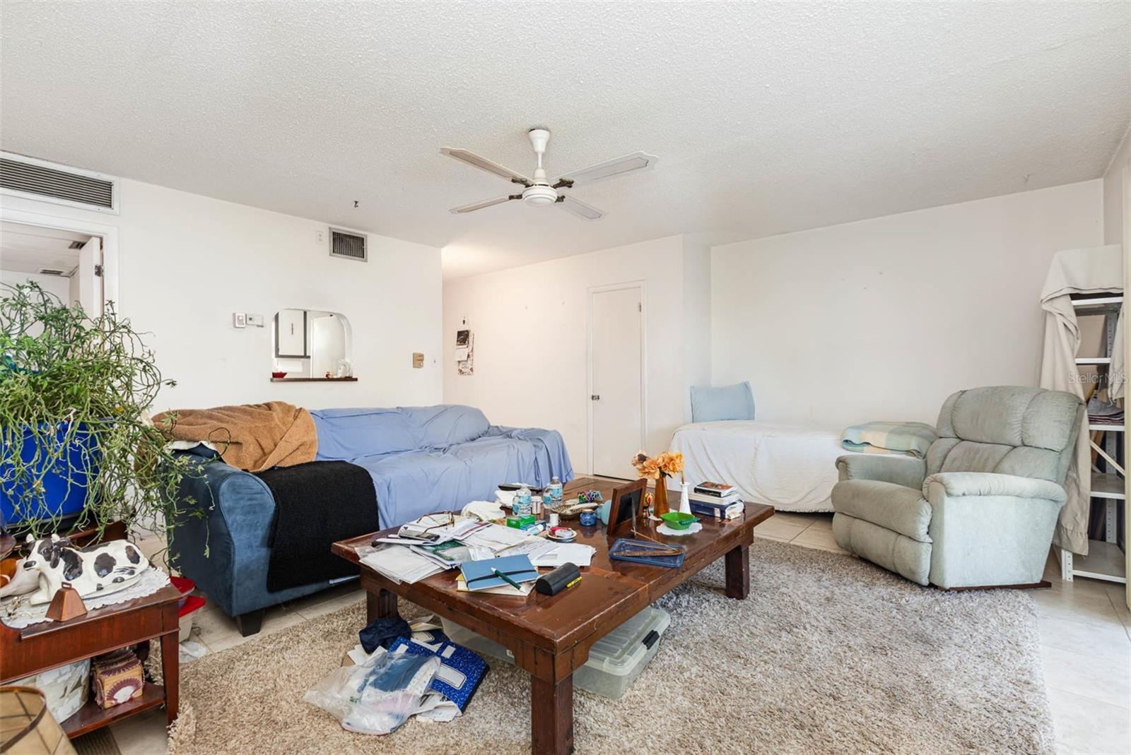 SABAL PALM GARDENS PH I - Residential