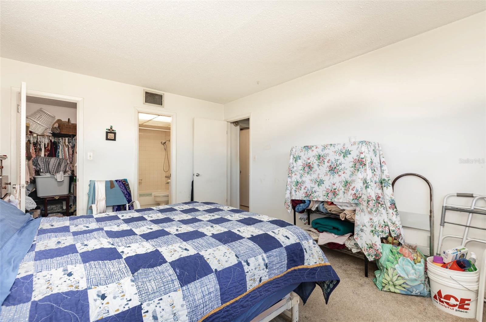 SABAL PALM GARDENS PH I - Residential