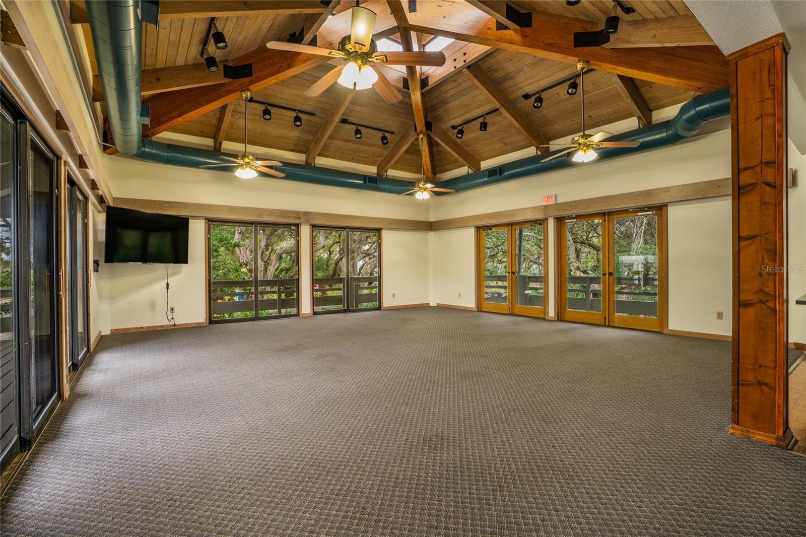 SEA WOODS UNIT 01 - Residential