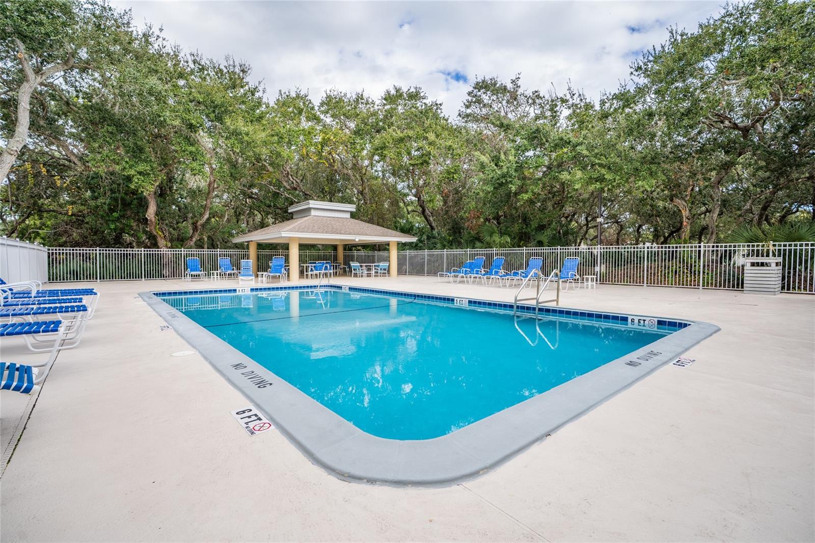 SEA WOODS UNIT 01 - Residential