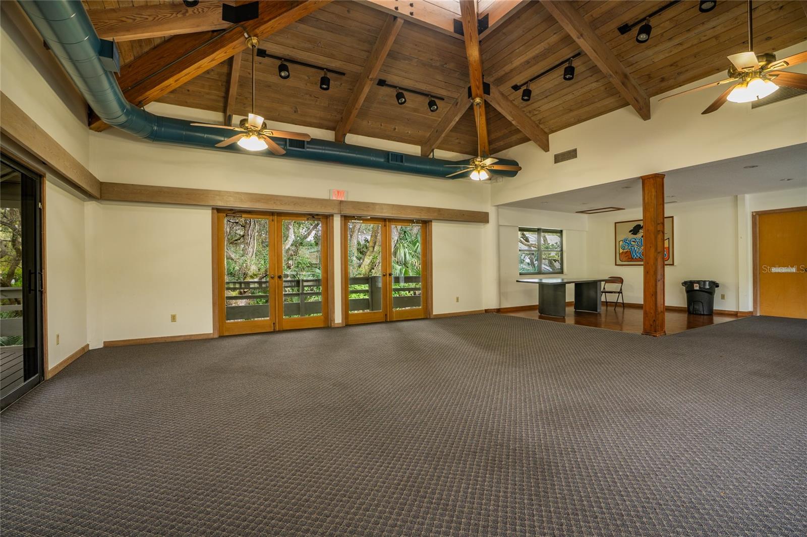 SEA WOODS UNIT 01 - Residential