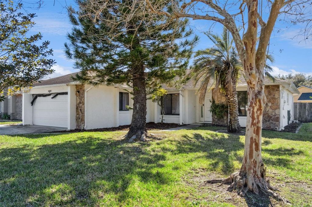 Photo of 1410 Lund Avenue, Kissimmee, FL 34744 (MLS # O6374154)