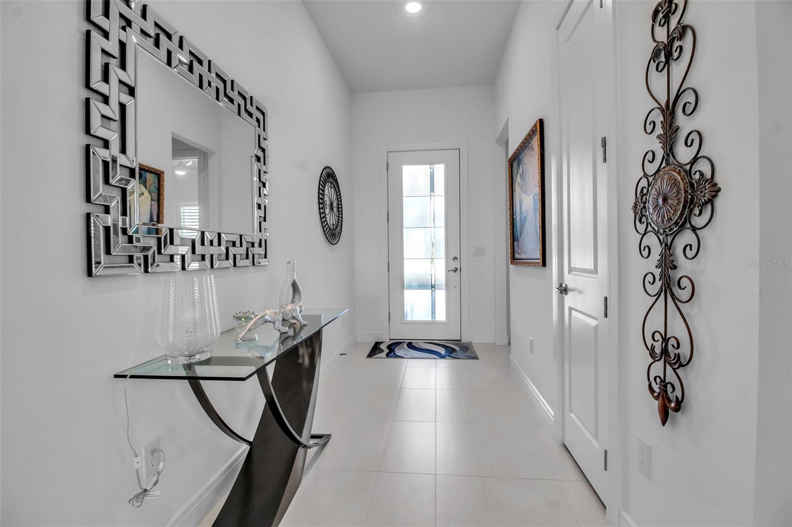 8541 COASTAL PALMS GLEN