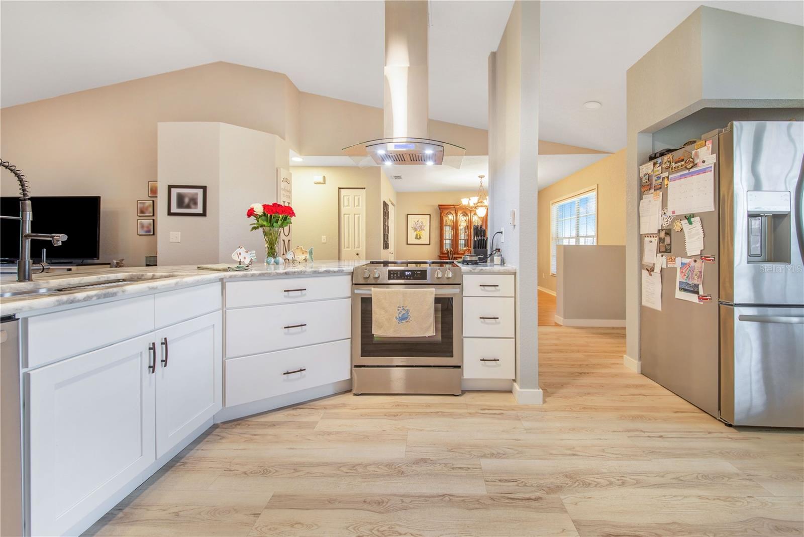 VALENCIA WOOD ESTATES FIRST ADD - Residential