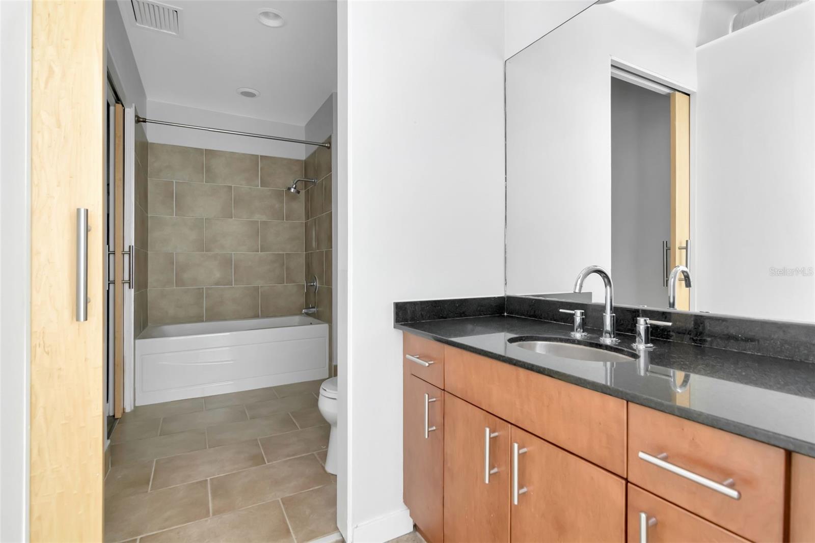 VICTORY LOFTS CONDO - Residential