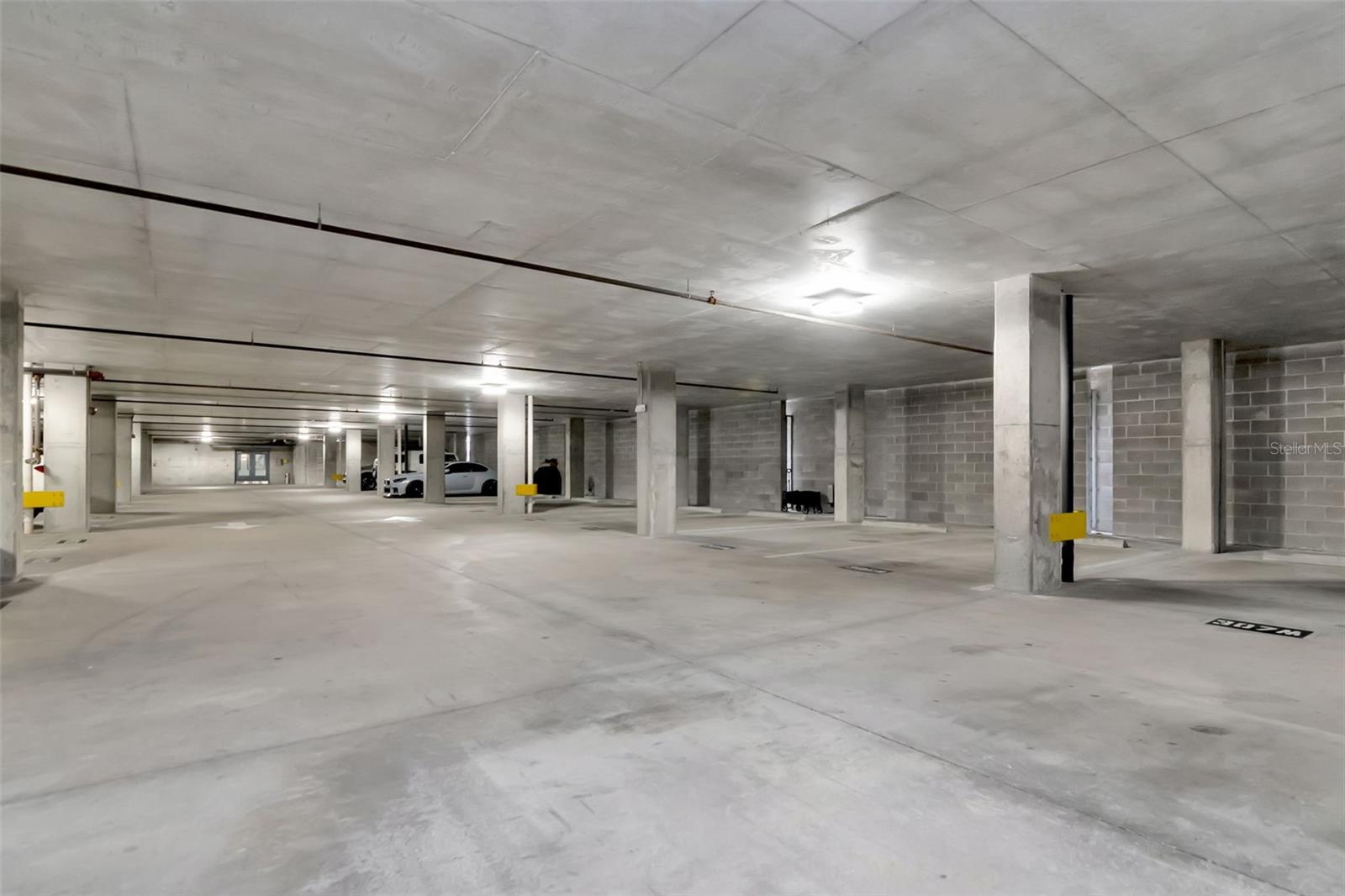 VICTORY LOFTS CONDO - Residential