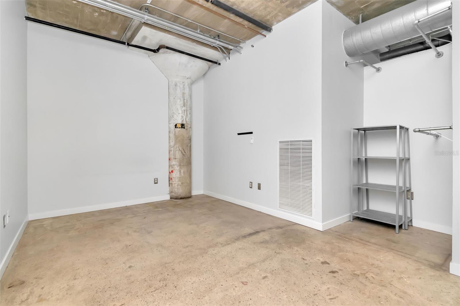 VICTORY LOFTS CONDO - Residential