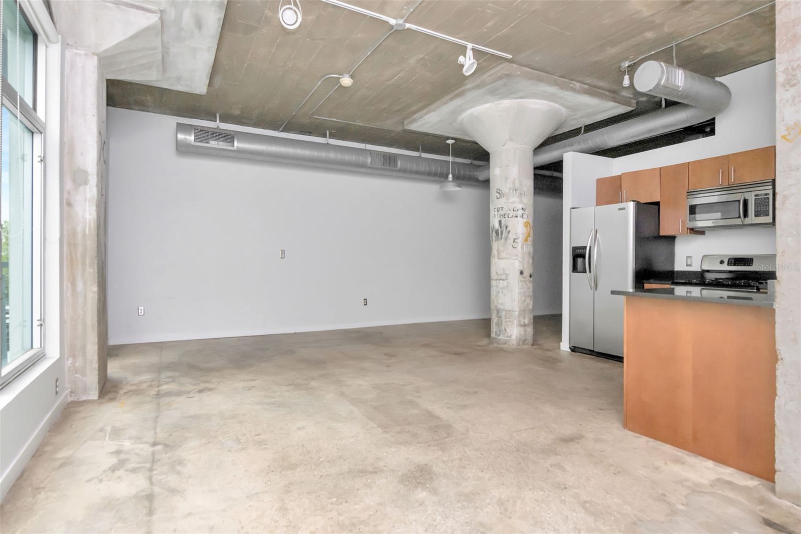 VICTORY LOFTS CONDO - Residential