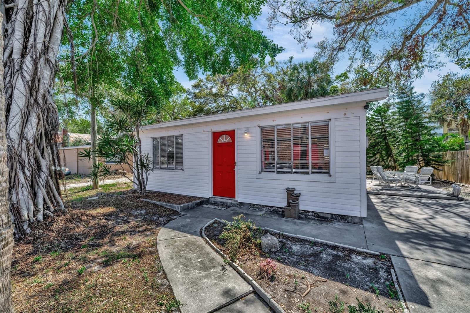 1664 10TH STREET