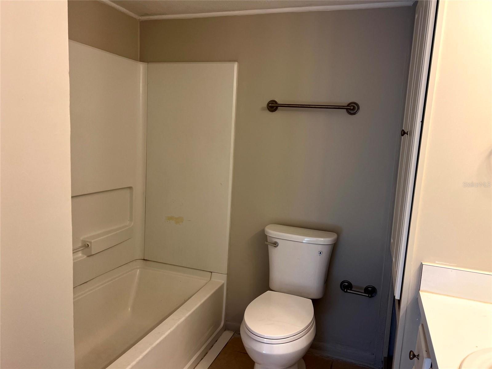 WATERSIDE AT CRANES ROOST A CONDO COMMUNITY - Residential Lease