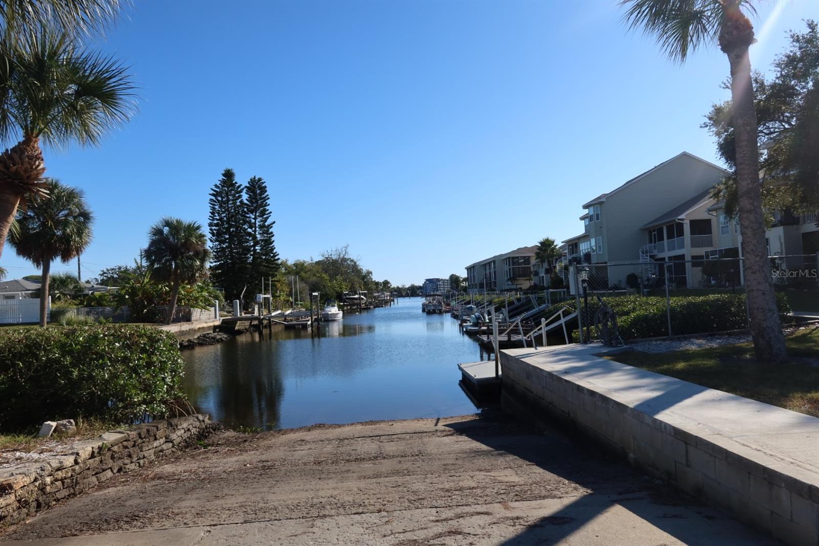 BAY PARK ESTATES - Residential