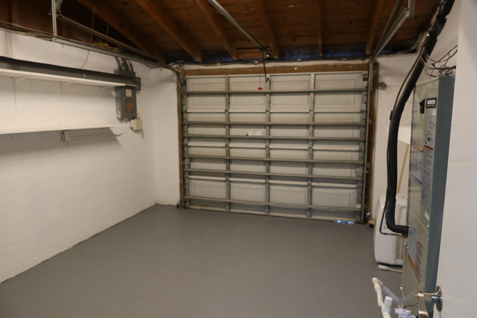 BAY PARK ESTATES - Residential