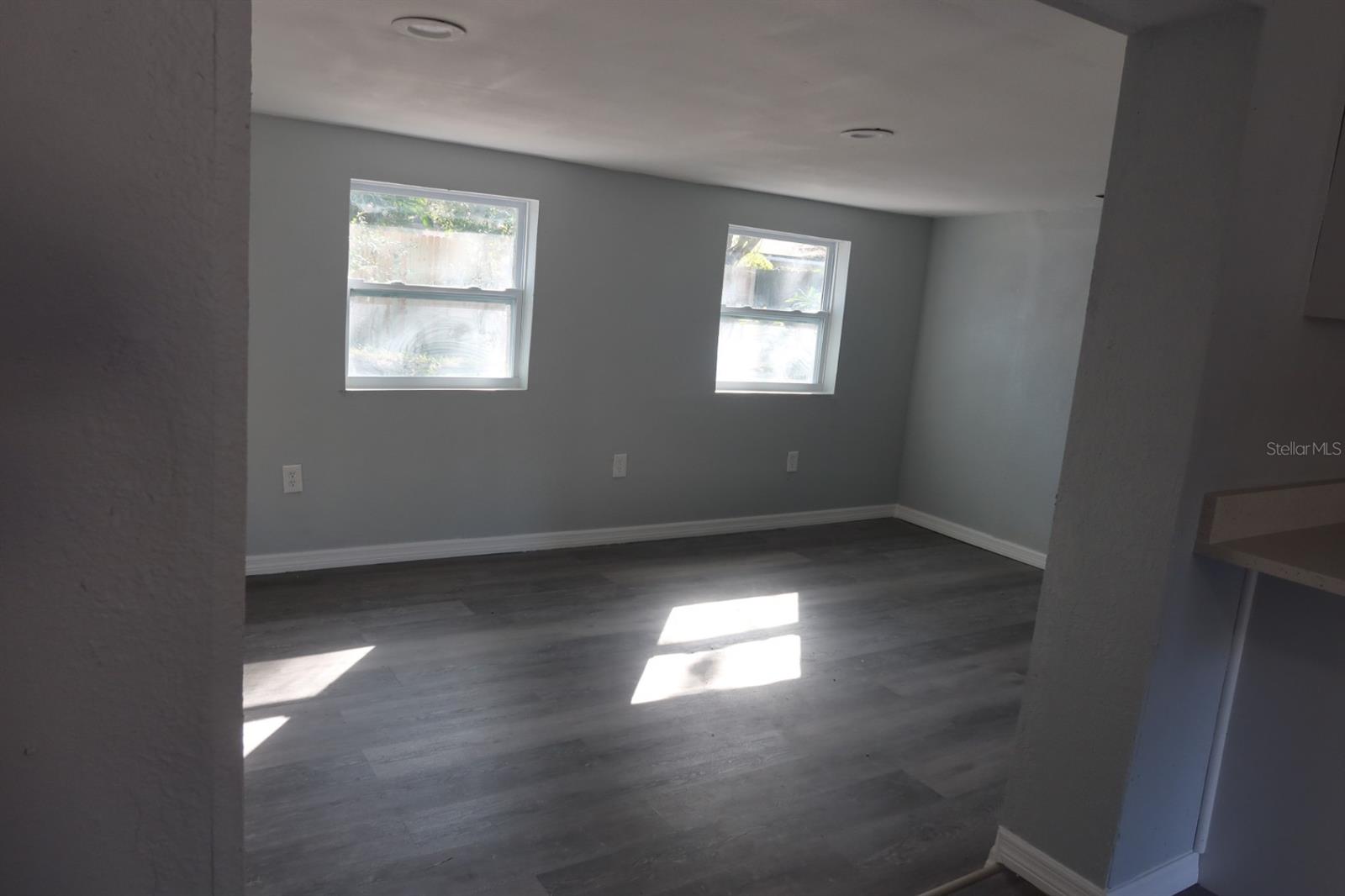 BAY PARK ESTATES - Residential